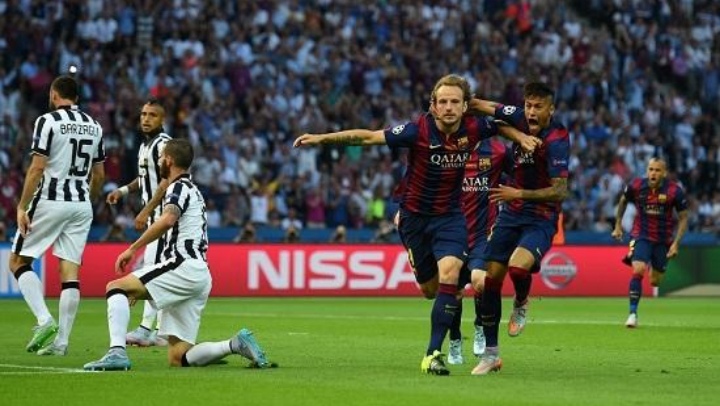 巴萨传控集锦之哈维,巴萨史上最伟大5号