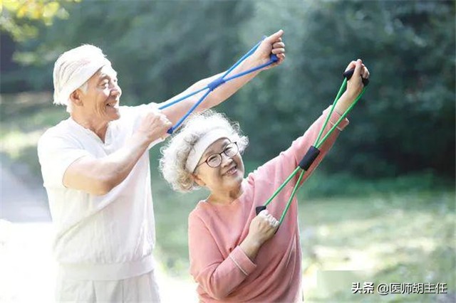 高血压吃了叶酸会怎么样,高血压服用叶酸和维生素b12行吗