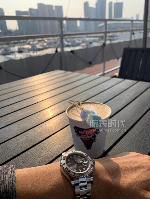 网友晒上千万的手表,网友晒1300手表