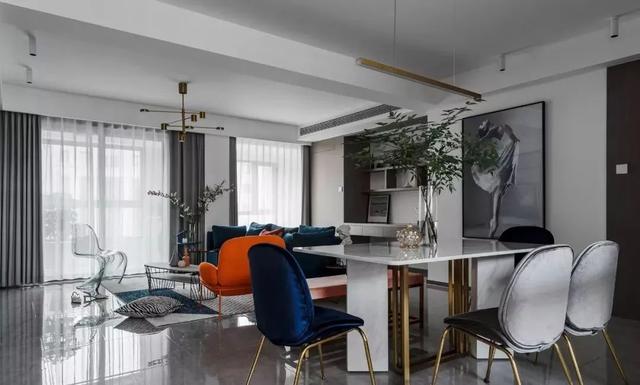 餐桌买什么样的好看又实用,餐桌桌垫一般用什么材质的好