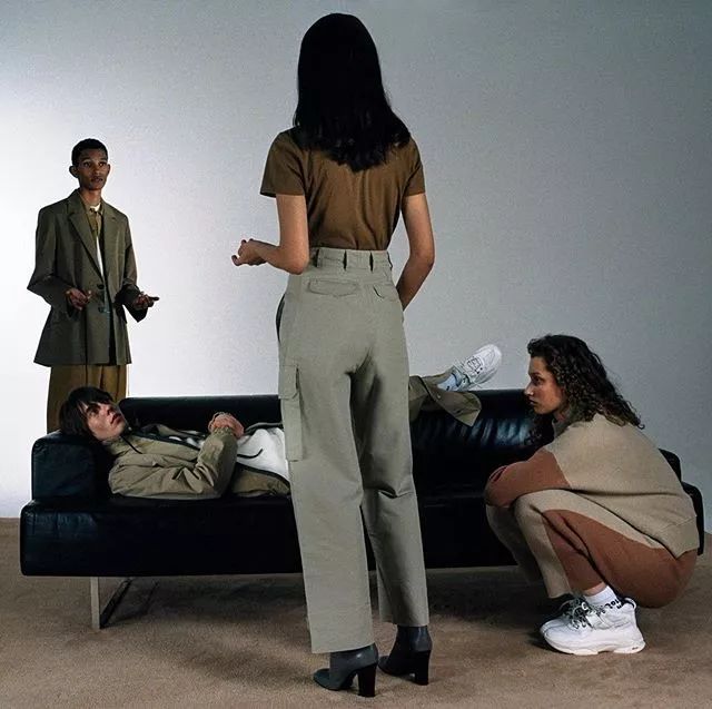 日本潮人穿解放鞋,日本潮人冬季穿搭