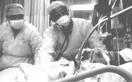 钟南山传书籍,钟南山传