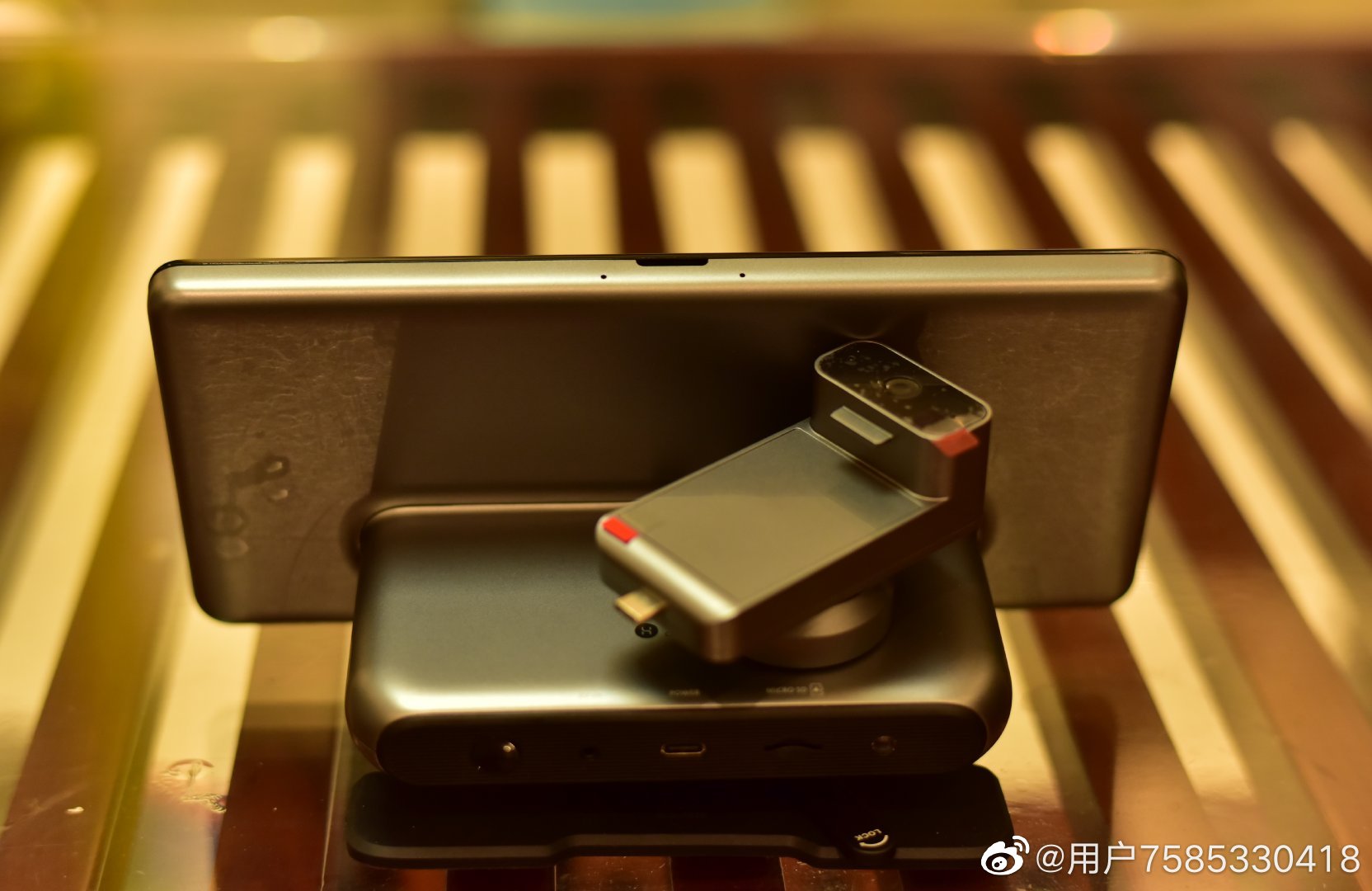 盯盯拍车载智慧屏pro和s50区别,盯盯拍s50有哪些接口