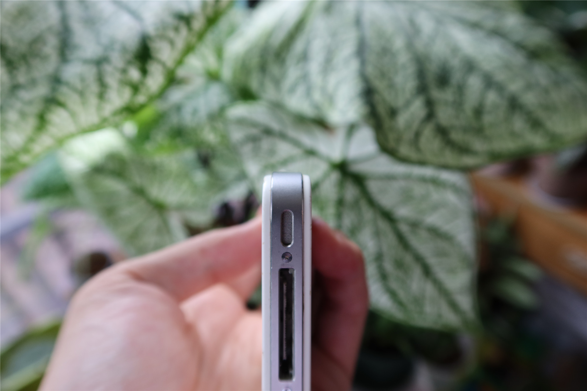 iphone4当年发布有多惊艳,iphone12是为了纪念iphone4吗