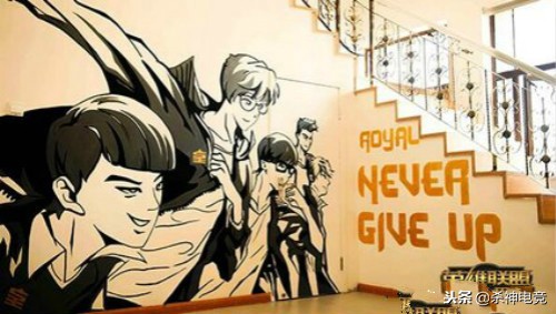 RNG淘汰前后评论翻天覆地！网友：抽到G2笑成狗，一笑笑到S9！