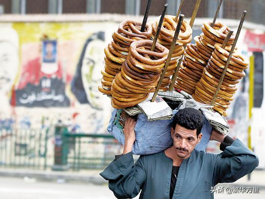 埃及1.01亿人，GDP排名非洲第二，普通人一月收入多少钱？