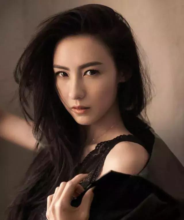 杏眼什么眼型好看,三种好看的眼型丹凤眼杏眼桃花眼