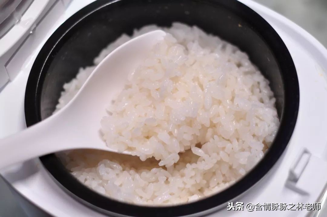 小电饭煲如何煲饭,圈厨迷你电饭煲怎么用