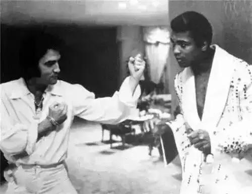 珍贵合影永不再来,23张一辈子都见不到的绝版老照片