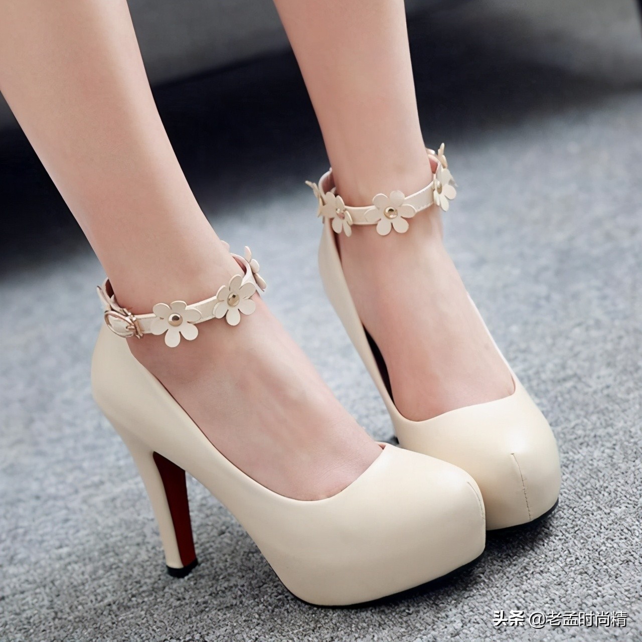 高跟鞋这样穿优雅又高贵,冬天怎么穿单跟高跟鞋好看