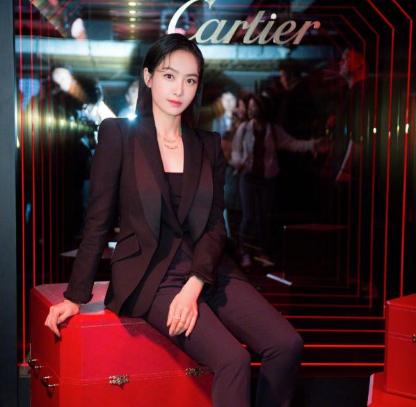 夏天提升美感的小饰品,夏天饰品搭配大全