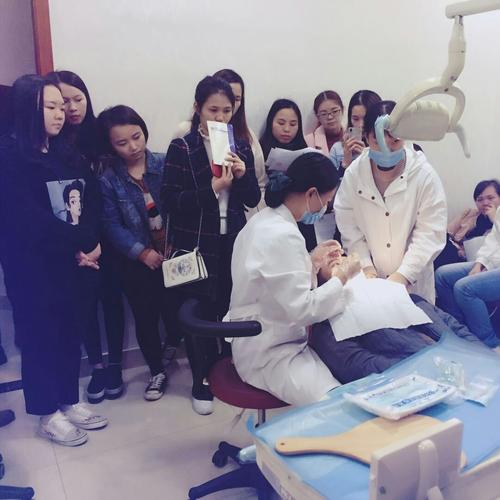 种植牙那么贵为啥不整治,一个牙医的良心忠告种植牙