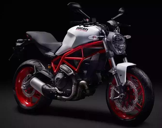 目前最适合新手入门的几款摩托车,十大入门低排量摩托车