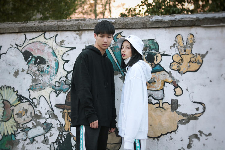 娼墝鐢峰+甯借~鍗。鍔犵粧鍔犲帤鍐,缇庡浗娼墝champion鍗。