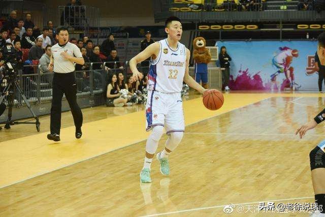 篮球少年的奇幻漂流——他们仨经历了CBA和NBL两个联赛的全明星