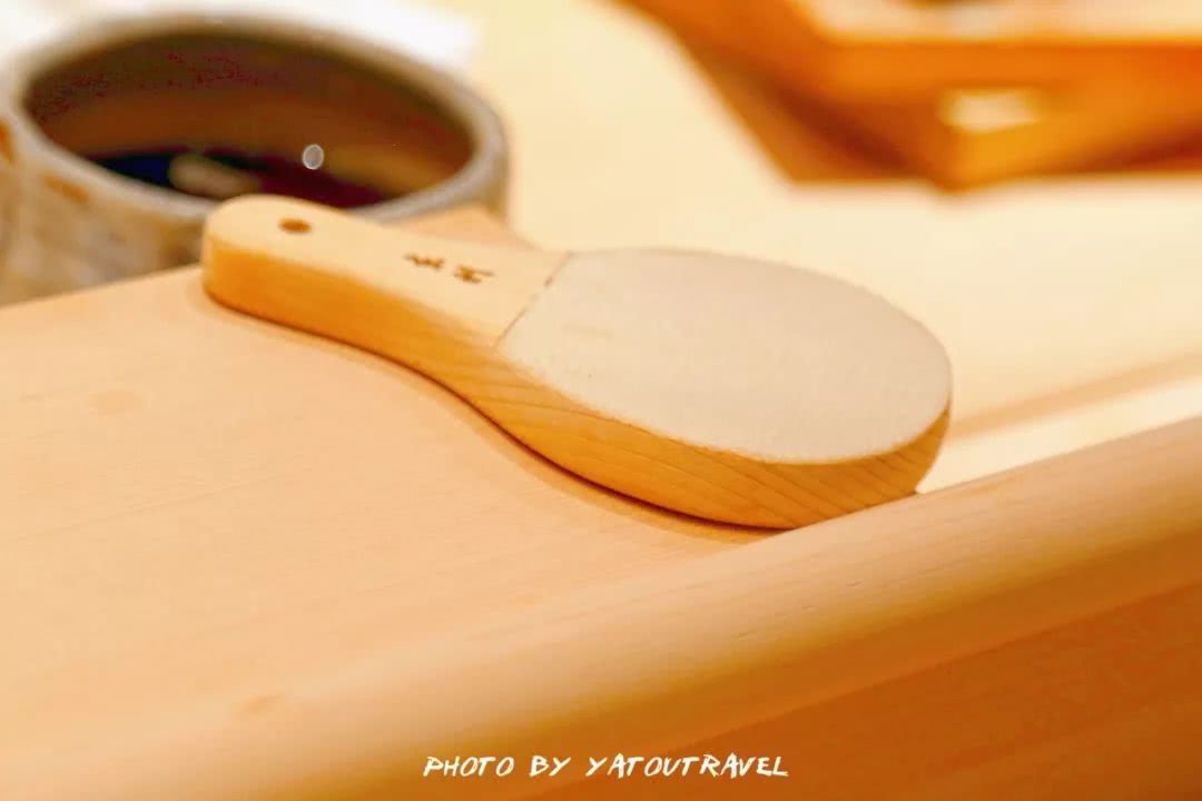 这顿灵魂日料背后的人和故事,连陈晓卿都为之动容