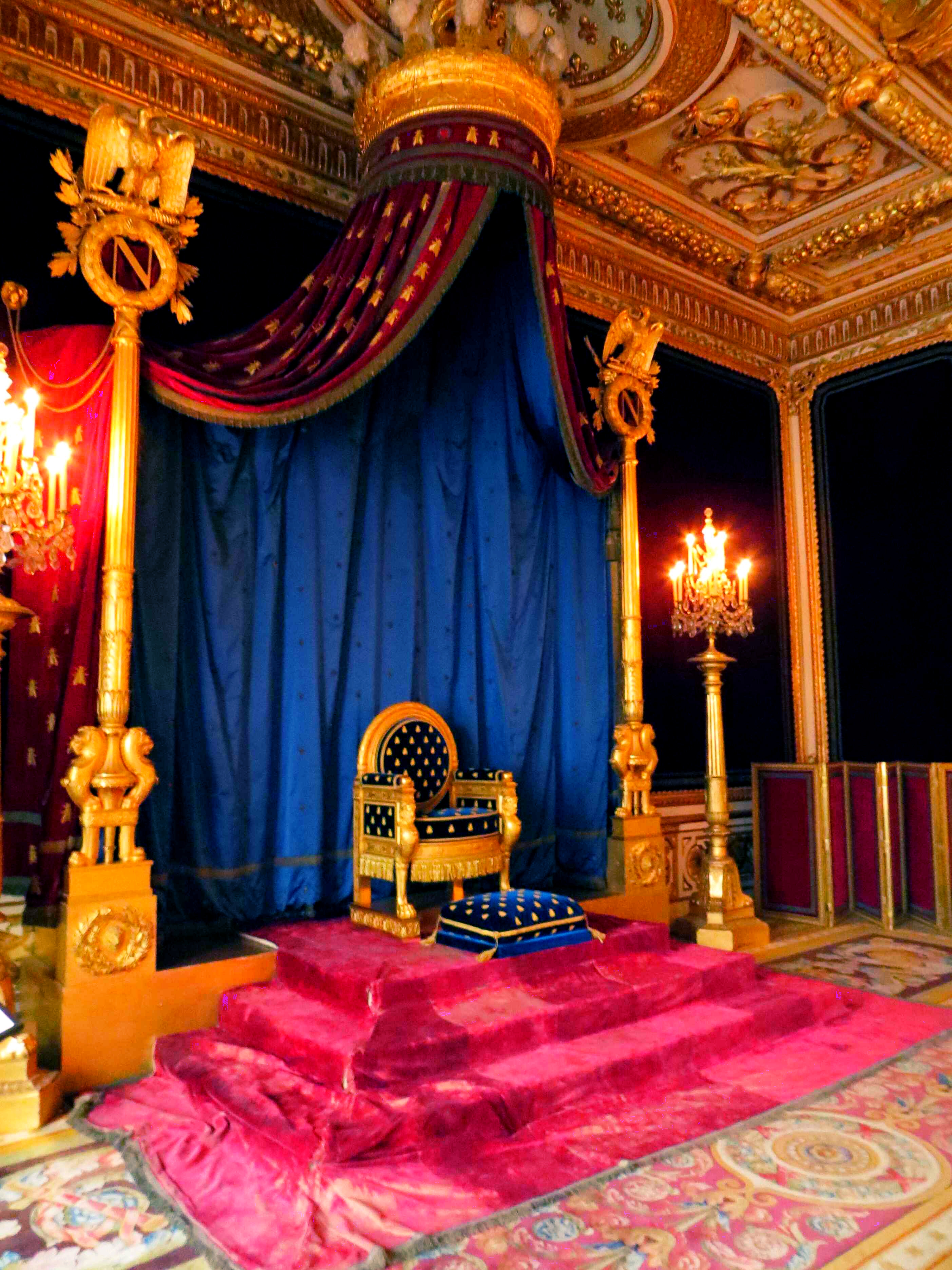 枫丹白露宫有没有拿破仑的帽子,法国枫丹白露拿破仑