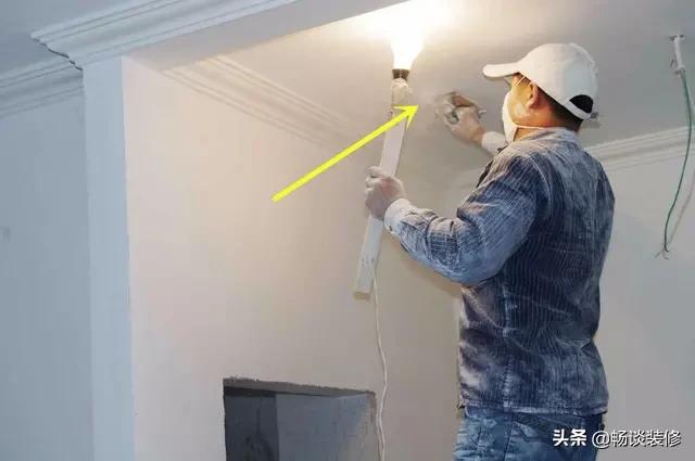 房屋顶大白有裂纹怎样处理好,预制板楼房棚顶有裂缝找谁来检测