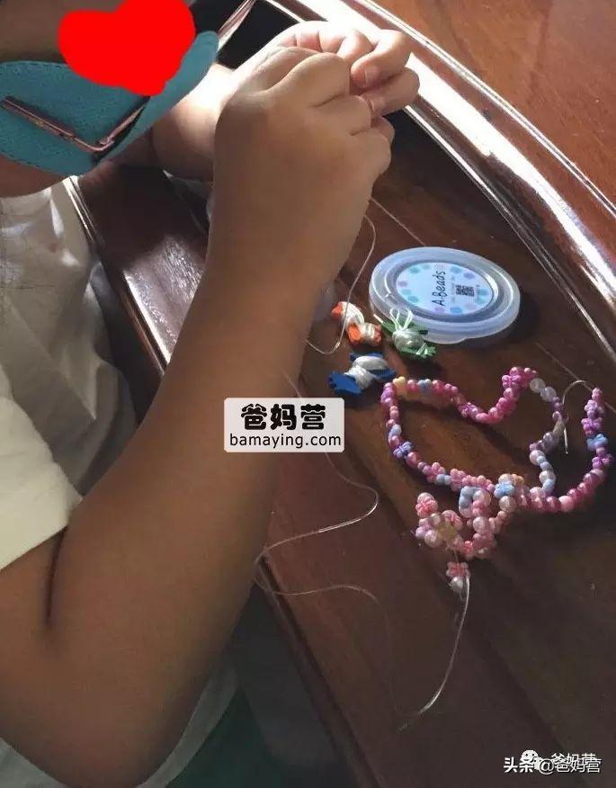 贾静雯孩子弱视,贾静雯女儿咘咘先天弱视是真的吗