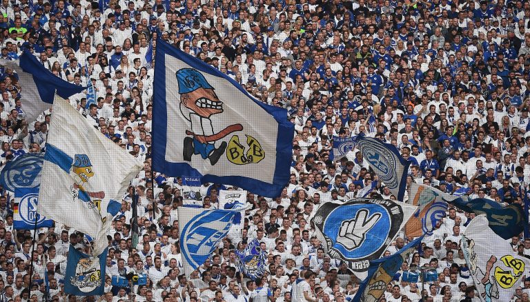 德甲归来,沙尔克04重返德甲联赛主场首秀