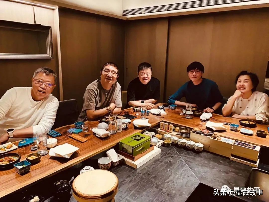 专访京东徐雷:除了上市外不穿西装,做个直播卖房的“摇滚老炮”