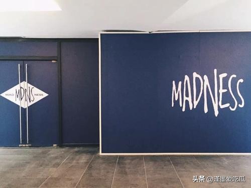 余文乐和陈冠希颁奖冲突2003,余文乐陈冠希为何冲突