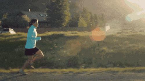 爱跑步的男人的表现,爱跑步的他