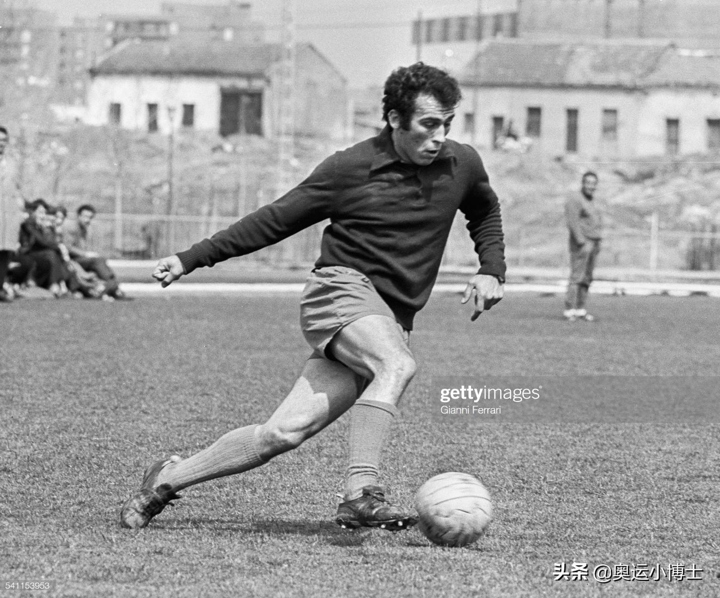 中国足球的未来是靠青训还是归化,远古西班牙