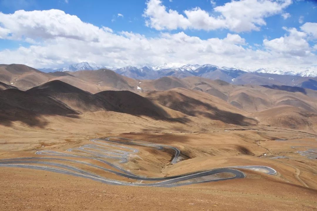 值得自驾游的七条路线,吹爆这4条自驾游线路