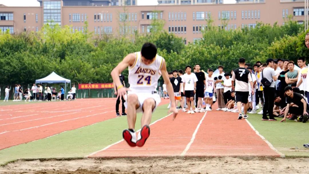 飒!123张图,带你“动+静”看赛场