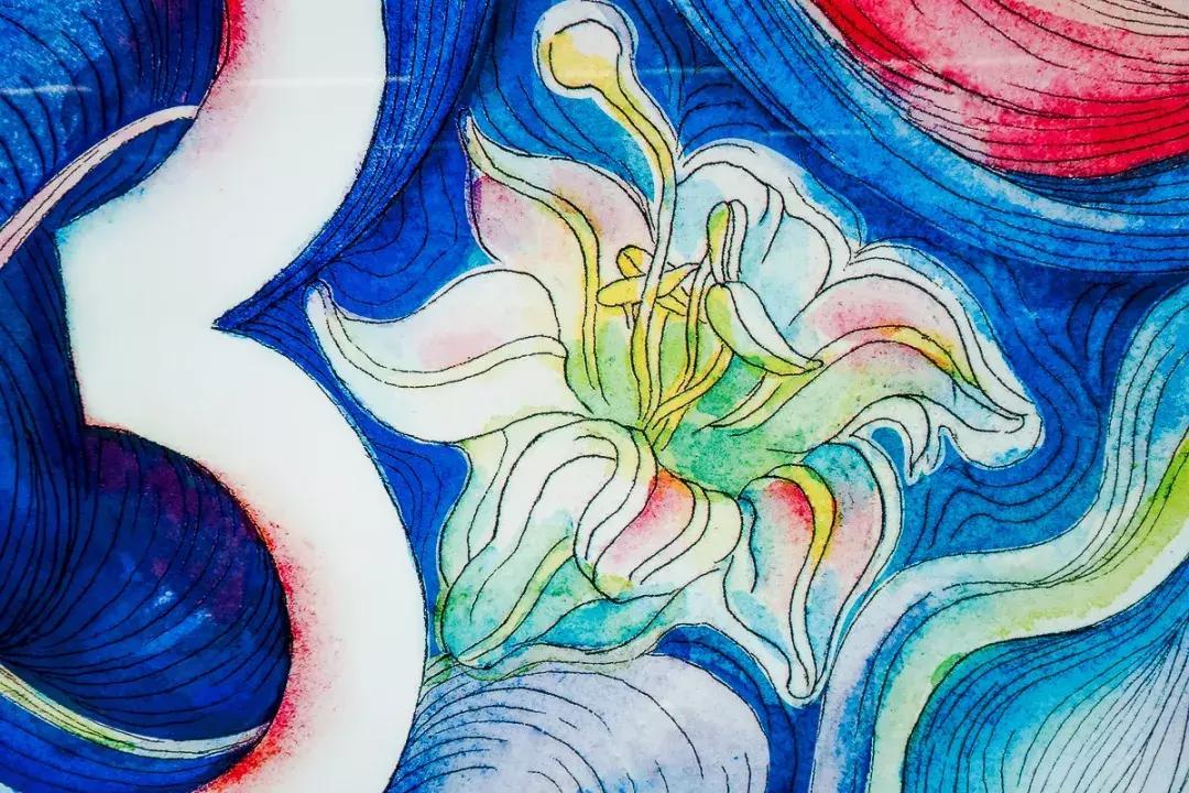 岡本广告进地铁站，被市民投诉“有伤风化”?