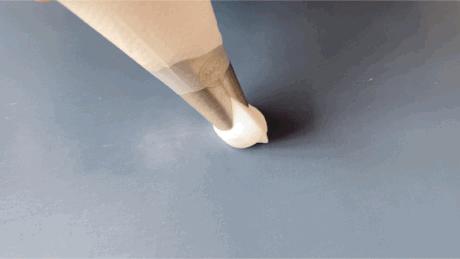 没有裱花袋裱花嘴泡芙奶油怎么挤,奶油裱花嘴怎么自做