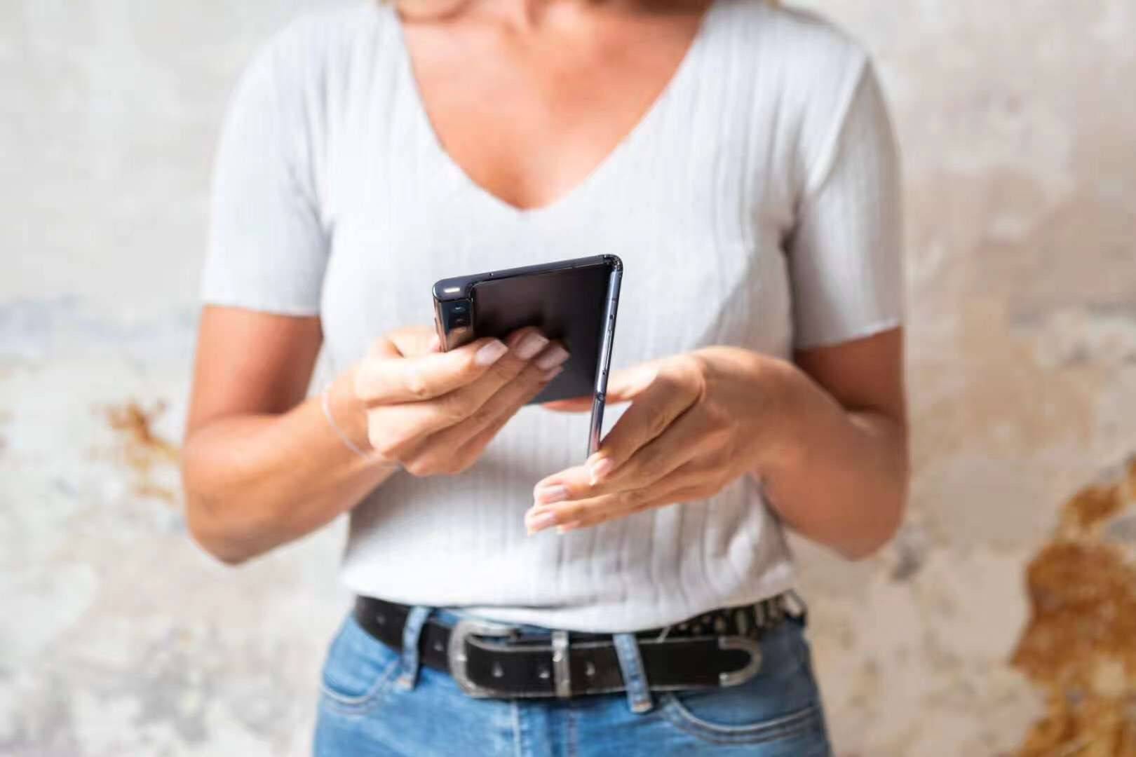 5g折叠屏手机huaweimatex,华为折叠屏手机matex5内屏刷新率