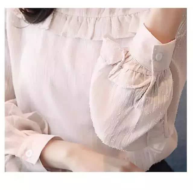 洋气减龄小衫毛衣 (洋气减龄毛衣小衫)