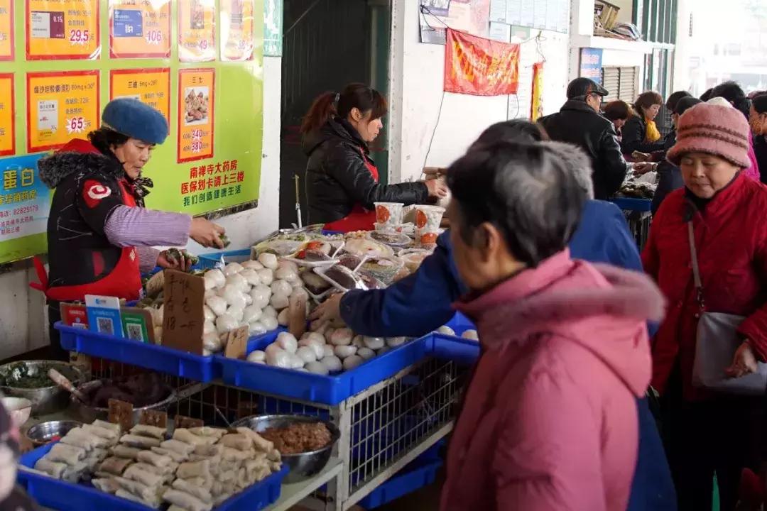 年味|带上小拖车跟我走!这里买年货实惠好吃