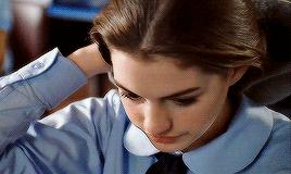 羊毛卷怎么烫头好看,今年流行烫头羊毛卷