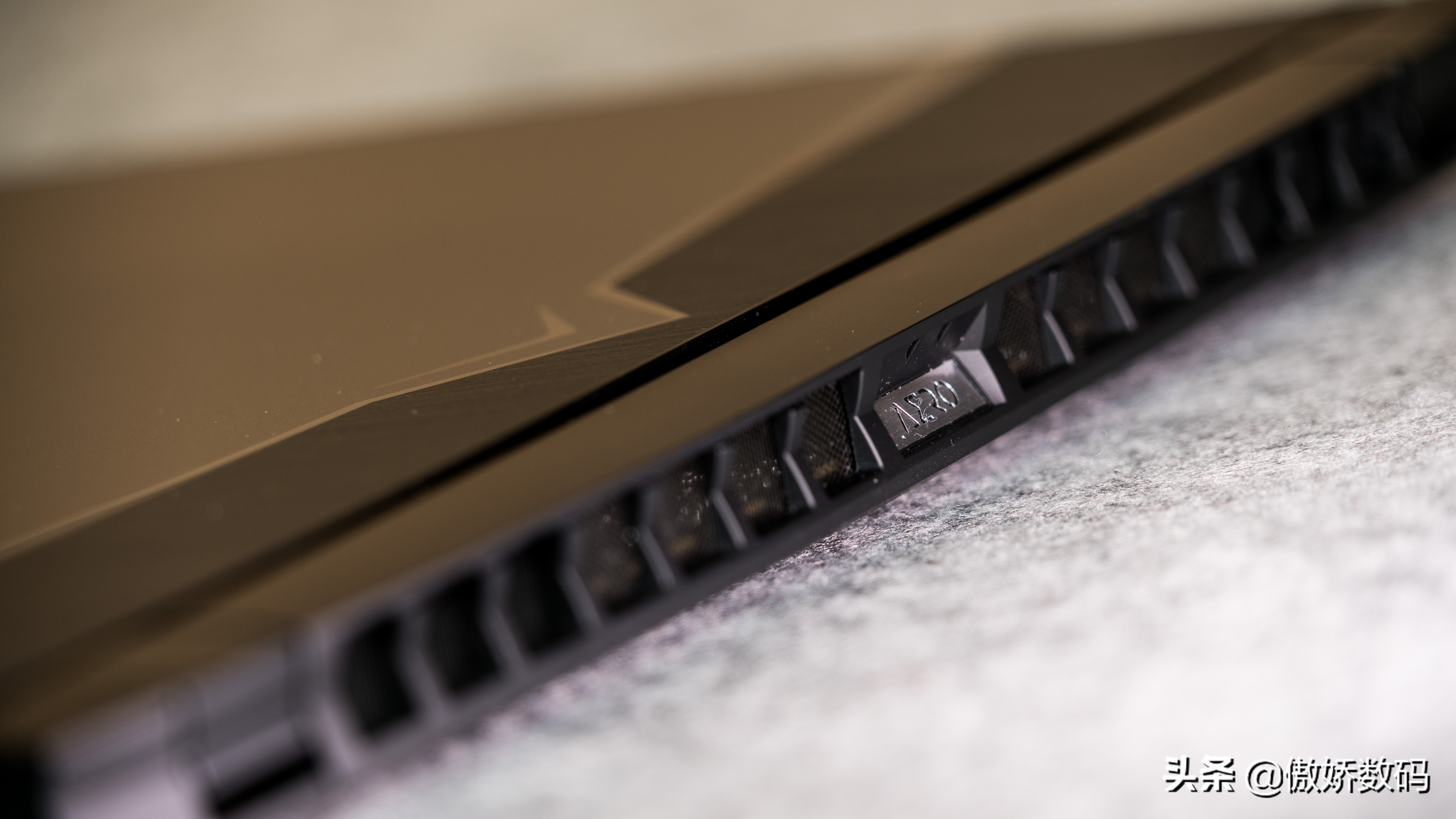 两万以下的游戏本,两万的游戏电脑配置