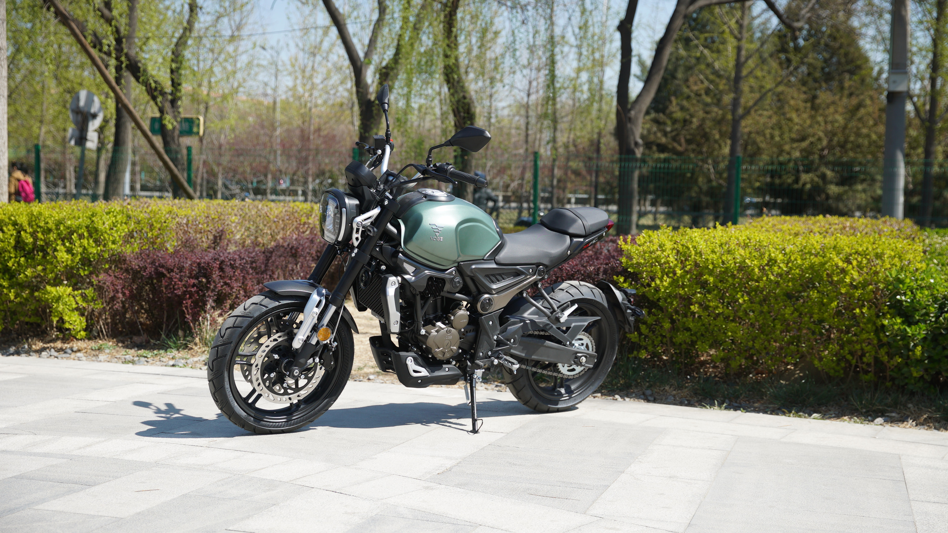 月薪一万推荐买什么二手车,月薪8000左右买的车