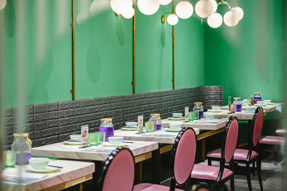 花城汇椰子鸡煲,花城汇美食椰子鸡