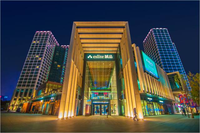 万科广场哪里最具人气,万科广场和万科城市广场一样吗