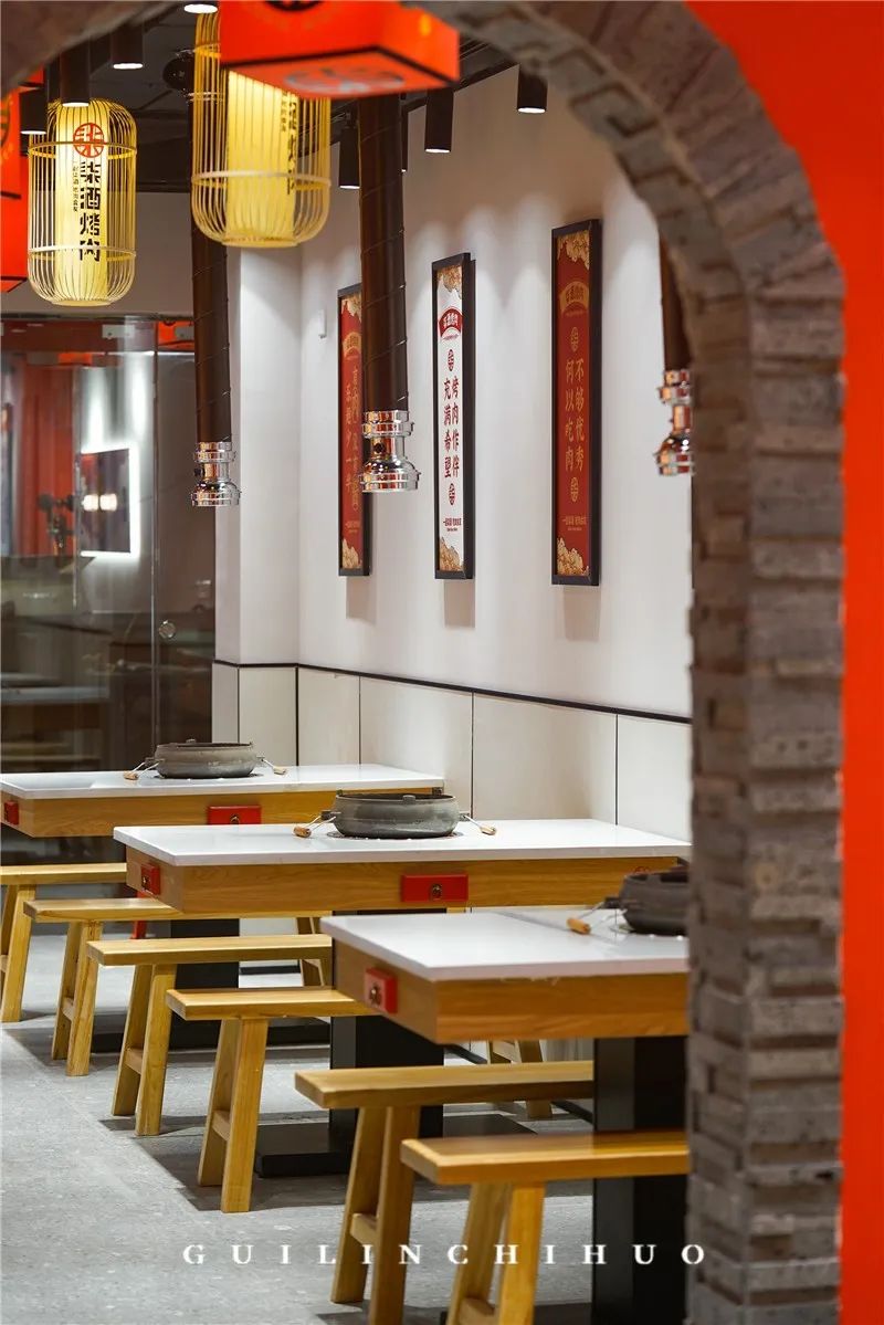 被安利了3年的长沙网红烤肉店,这回在桂林终于吃上了