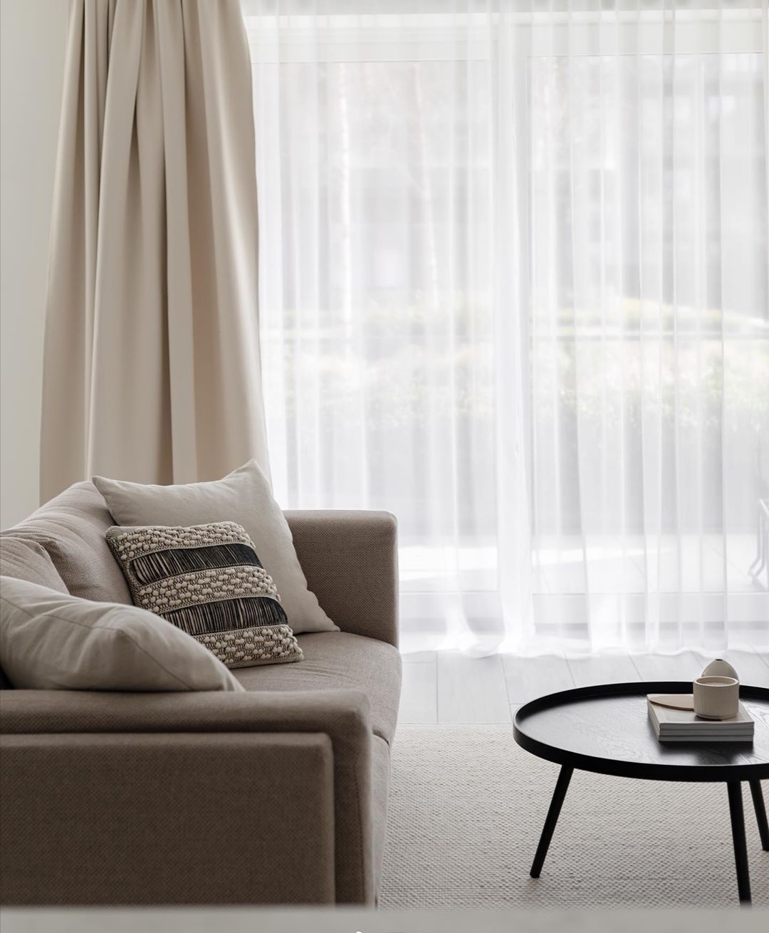 大地色系穿搭冬天,温暖大地是什么歌曲里面的