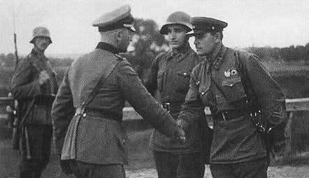 二战中最值得投降的国家,历史二战最惨的三个国家