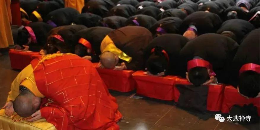 在家供奉菩萨的方法,家中供养佛菩萨圣像