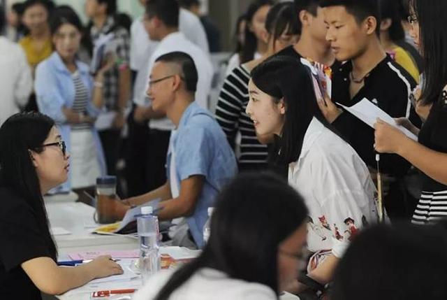 填报志愿就业前景好的专业,临床医学什么专业最容易就业