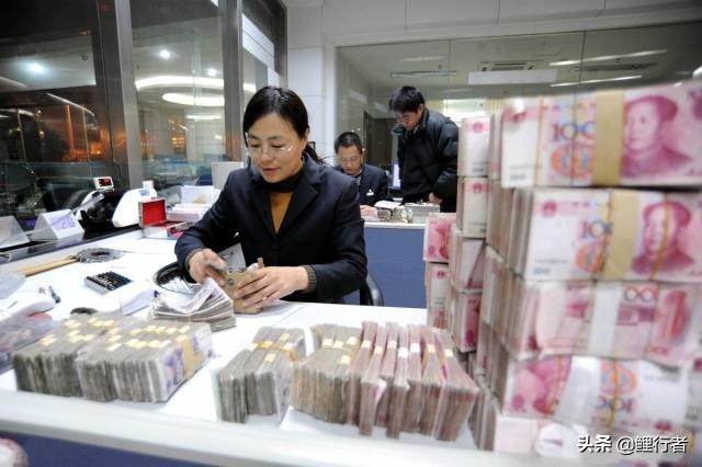 假如买彩票中了一千万怎么理财,如果买彩票中了一个亿怎么办