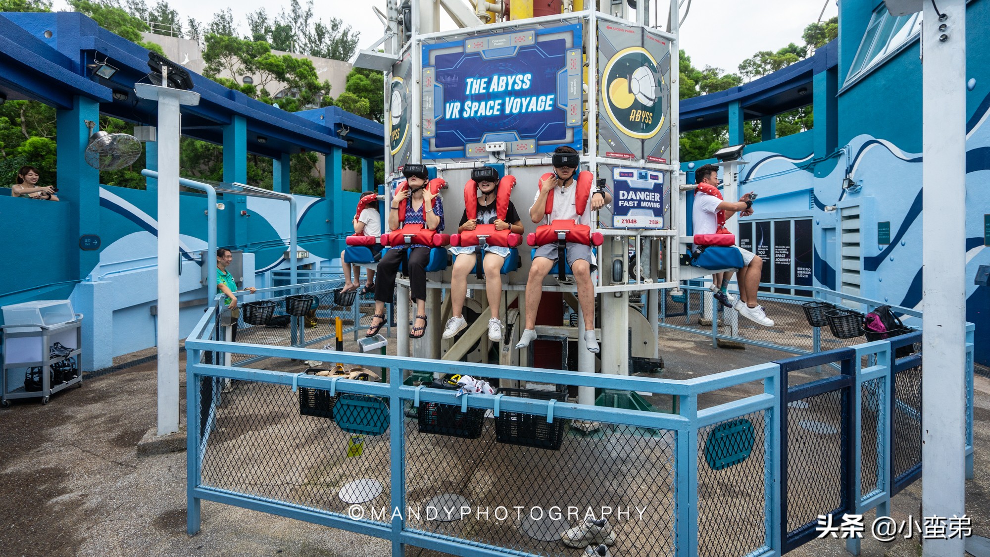 香港巡礼|是谁！敢拿水枪给20岁的海贼王庆生？