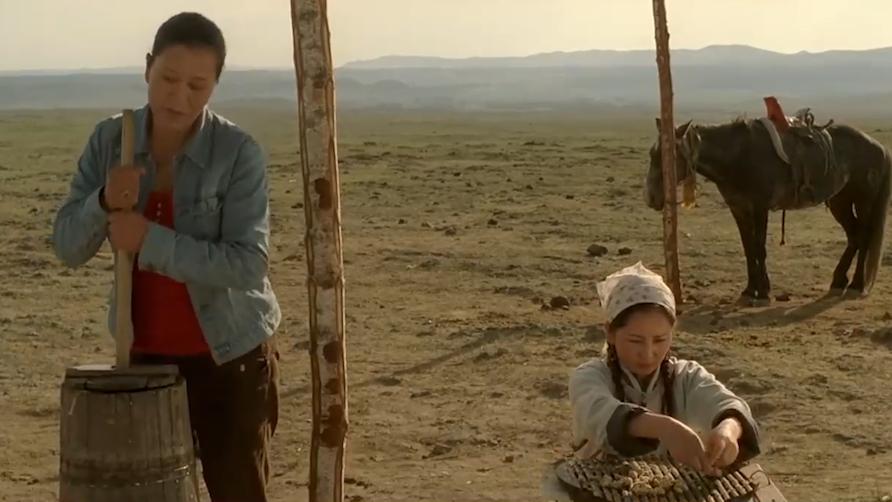 人性与欲望交织的电影,揭开中年女人难以启齿的尴尬,真实又残忍