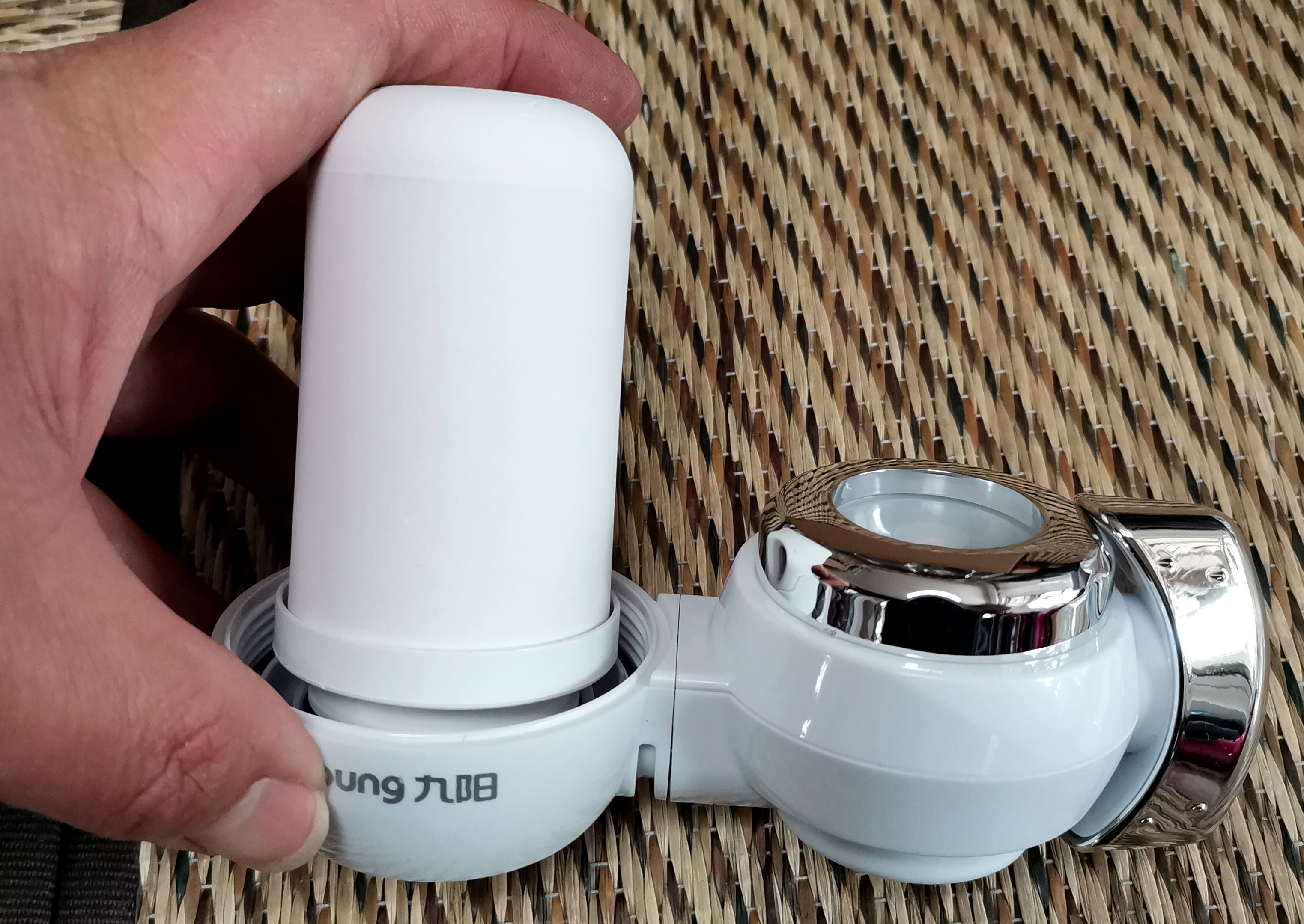 九阳厨下式净水机,九阳水龙头净水器如何净水