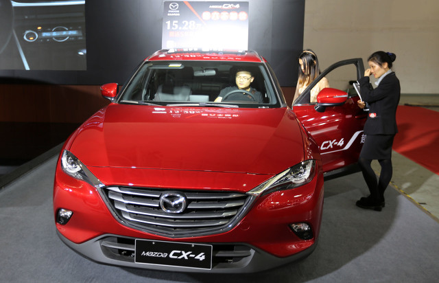 马自达cx-4怎么样啊,马自达cx-4怎么样装抬头显示